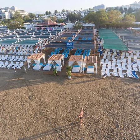 Ξενοδοχείο Helios 3*