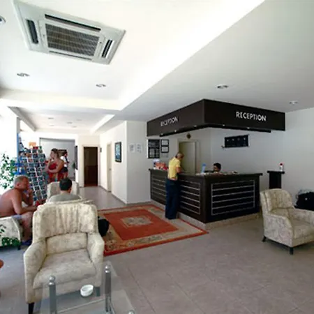 فندق Helios 3*